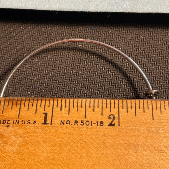 ✔️✔️Stainless Steel Adjustable Charm Bracelet-NWOT - Picture 4 of 5